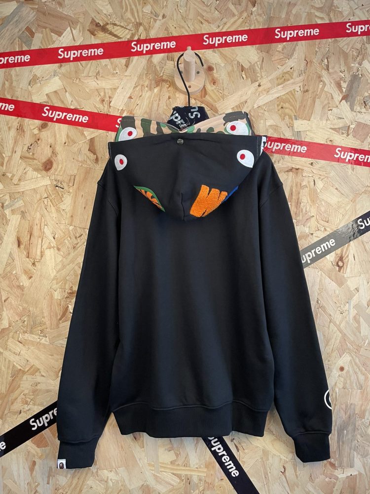 ХУДИ Bape