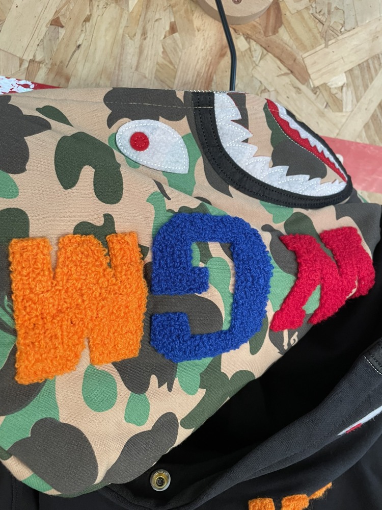 ХУДИ Bape