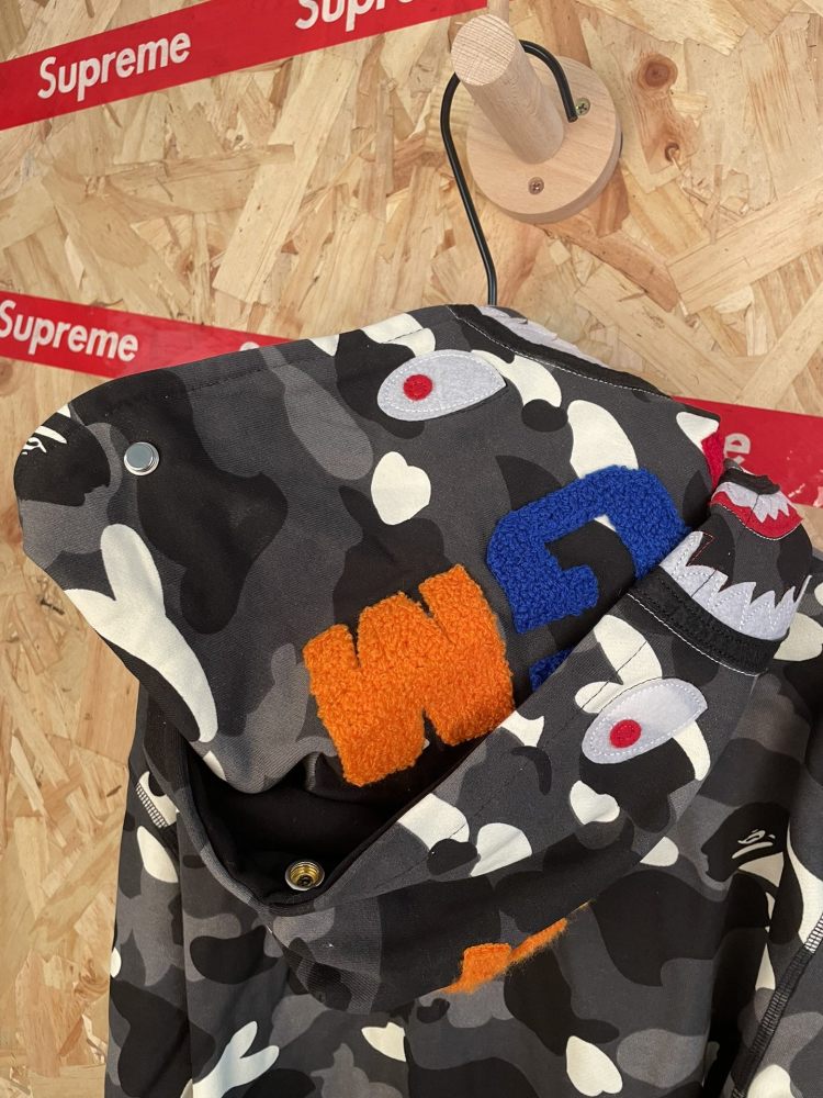 ХУДИ Bape