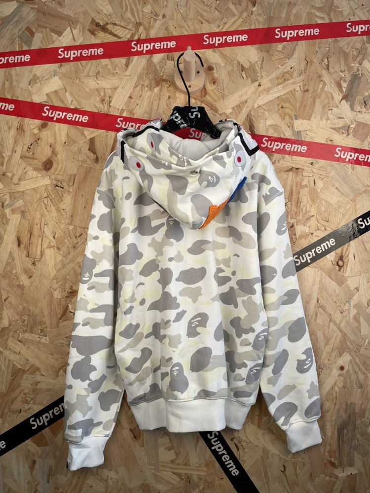 ХУДИ Bape