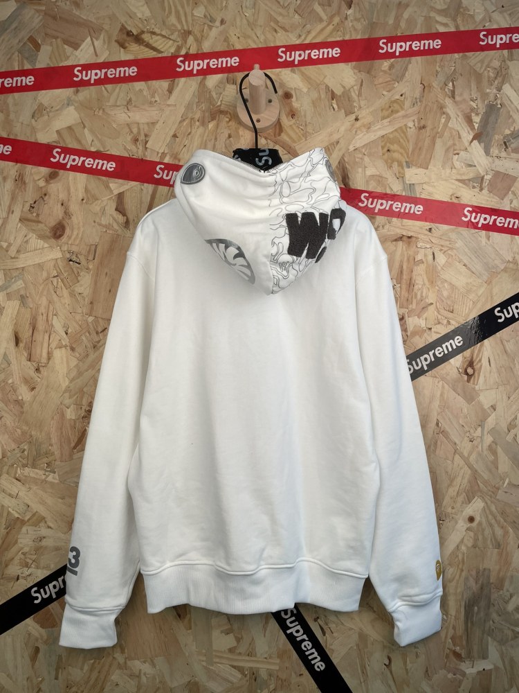 ХУДИ Bape