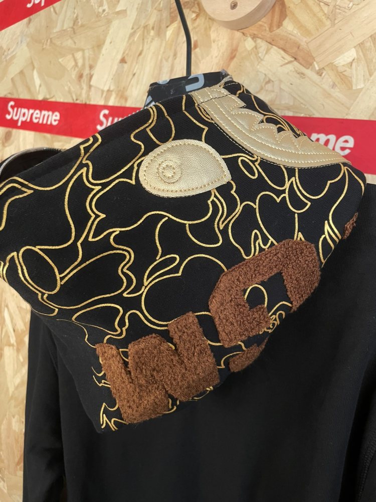 ХУДИ Bape