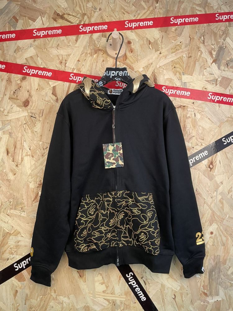 ХУДИ Bape