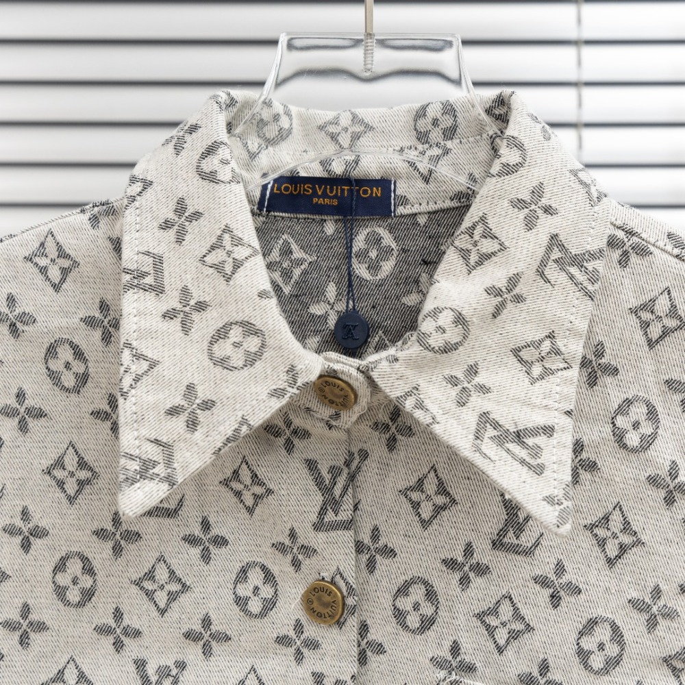 КУРТКИ  Louis Vuitton