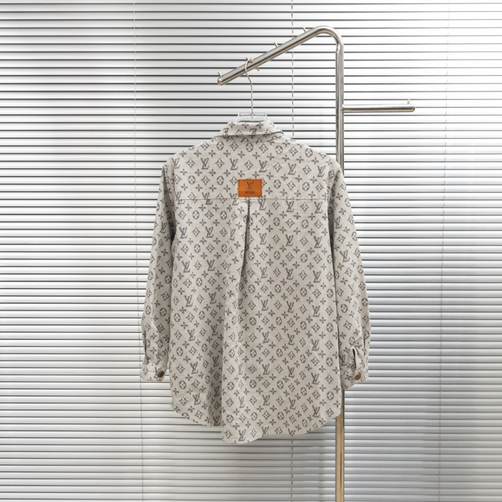 КУРТКИ  Louis Vuitton