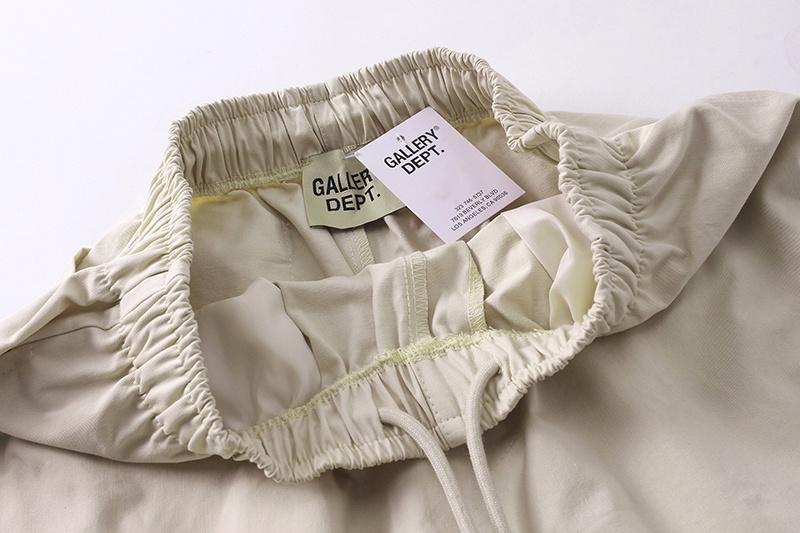 ШОРТЫ Gallery Dept