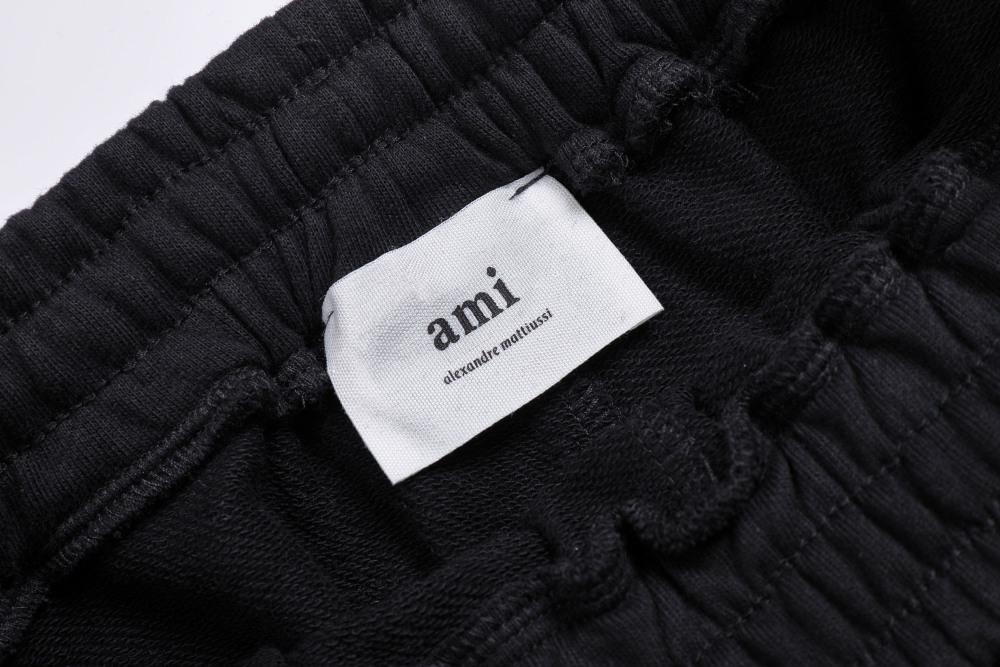 ШОРТЫ Ami