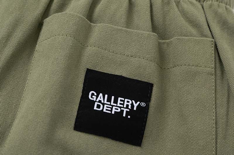 ШОРТЫ Gallery Dept