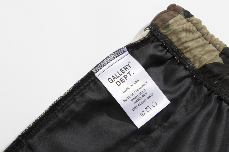 ШОРТЫ Gallery Dept