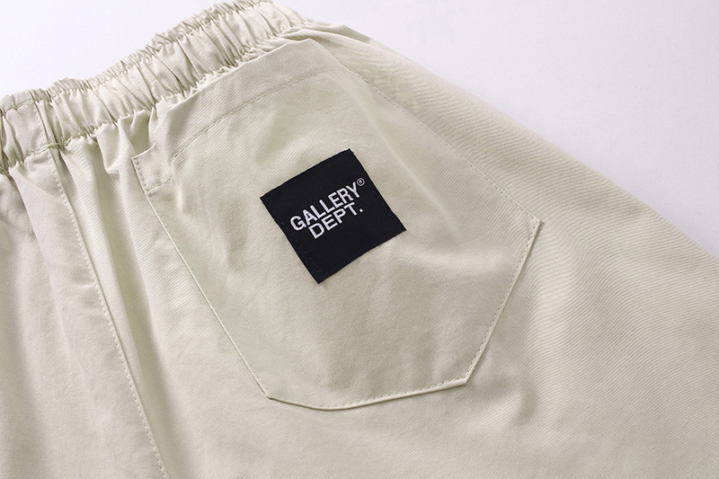 ШОРТЫ Gallery Dept