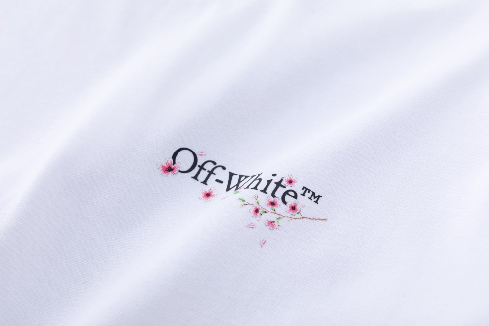 ФУТБОЛКИ Off-White