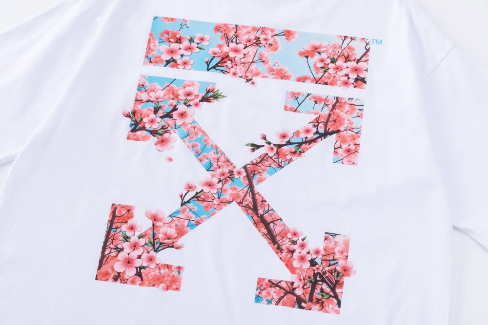 ФУТБОЛКИ Off-White