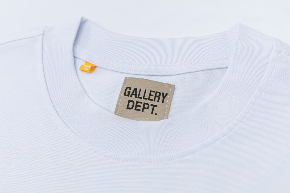 ФУТБОЛКИ Gallery Dept