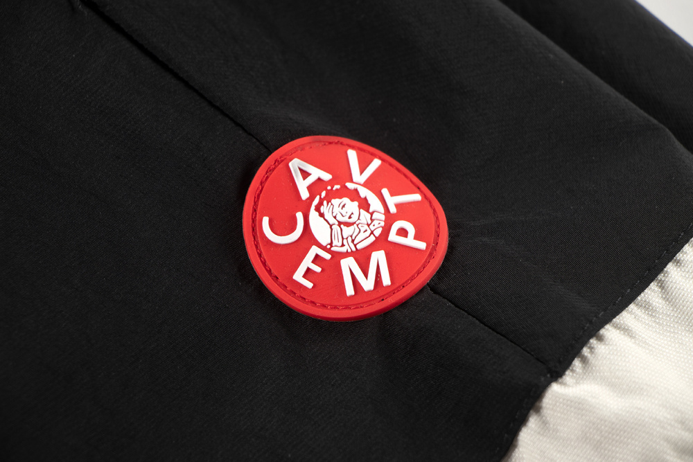 КУРТКИ Cav Empt