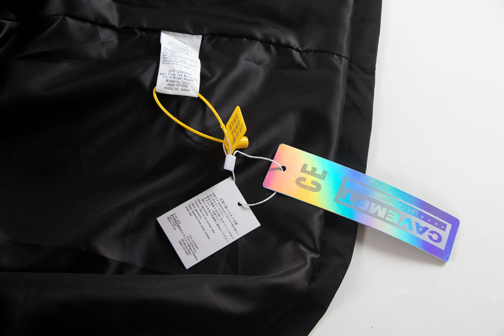 КУРТКИ Cav Empt