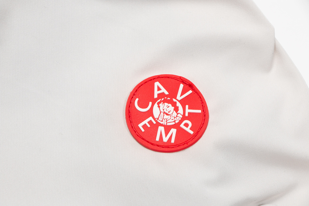 КУРТКИ Cav Empt