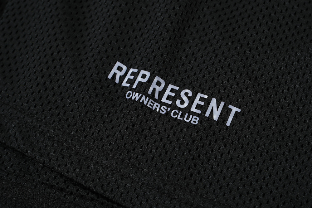 ШОРТЫ Represent