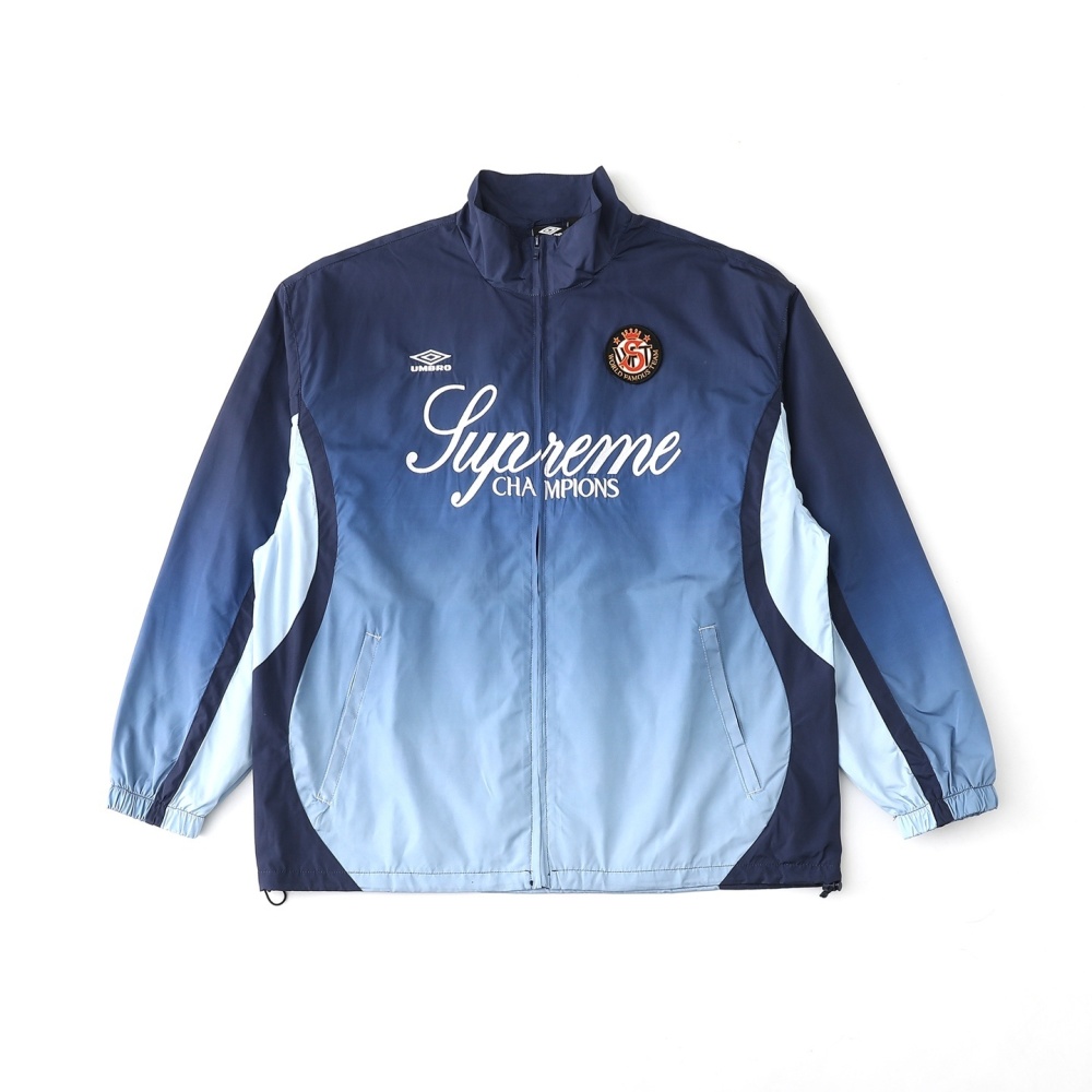 КУРТКИ Supreme
