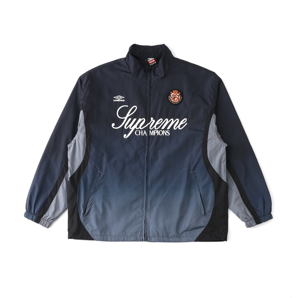 КУРТКИ Supreme