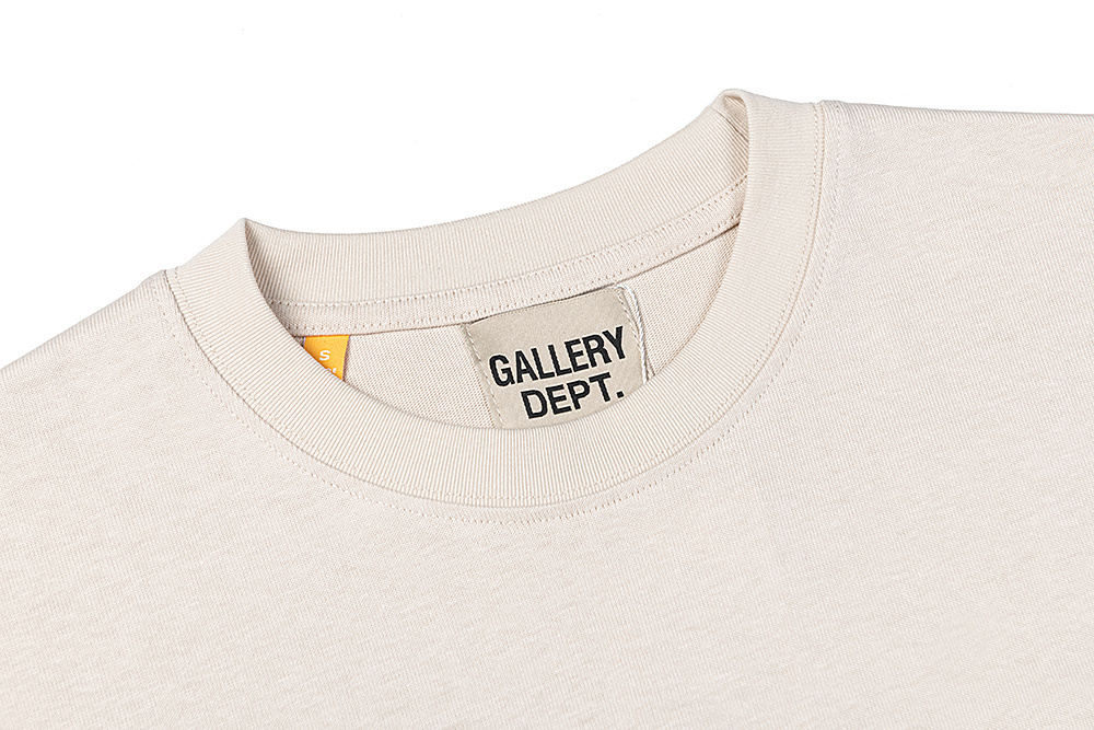ФУТБОЛКИ Gallery Dept