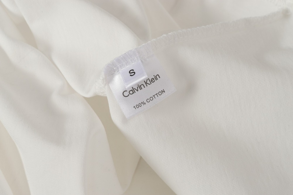ХУДИ Calvin Klein