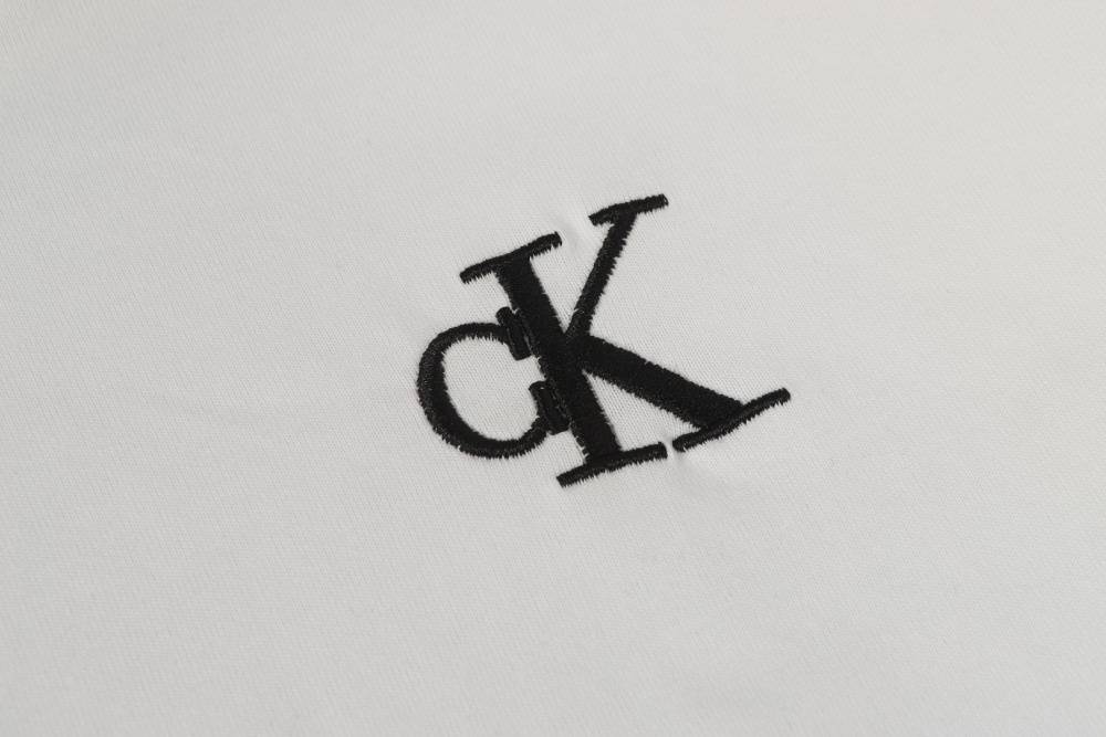 ХУДИ Calvin Klein
