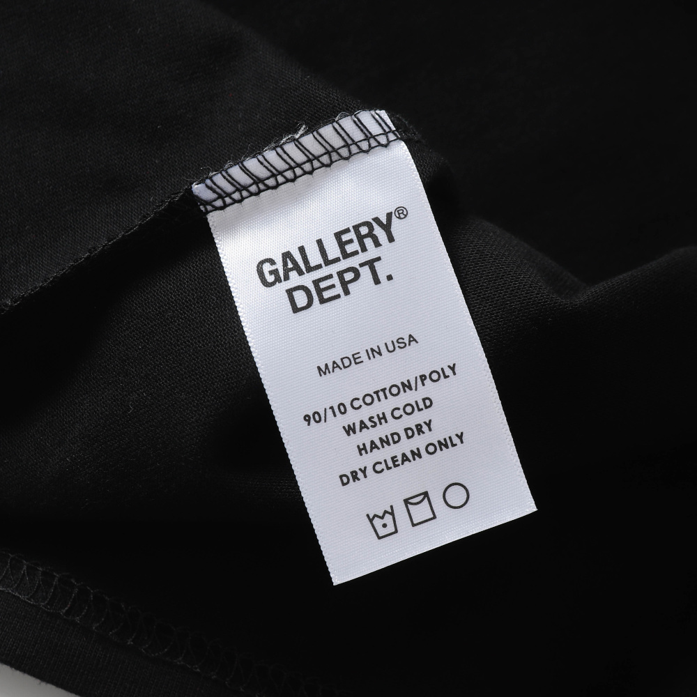 ФУТБОЛКИ Gallery Dept