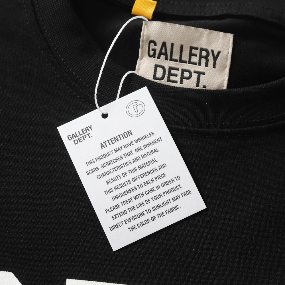 ФУТБОЛКИ Gallery Dept