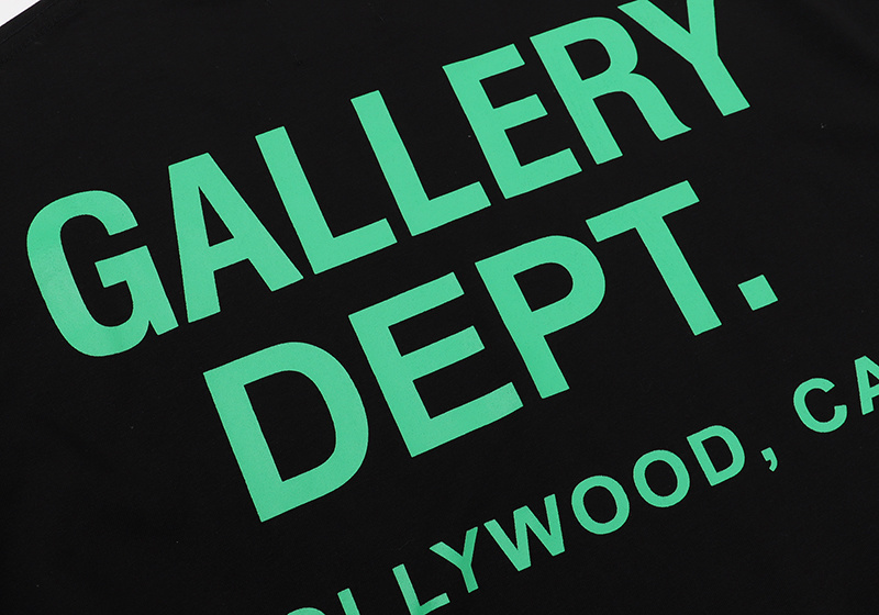 ФУТБОЛКИ Gallery Dept