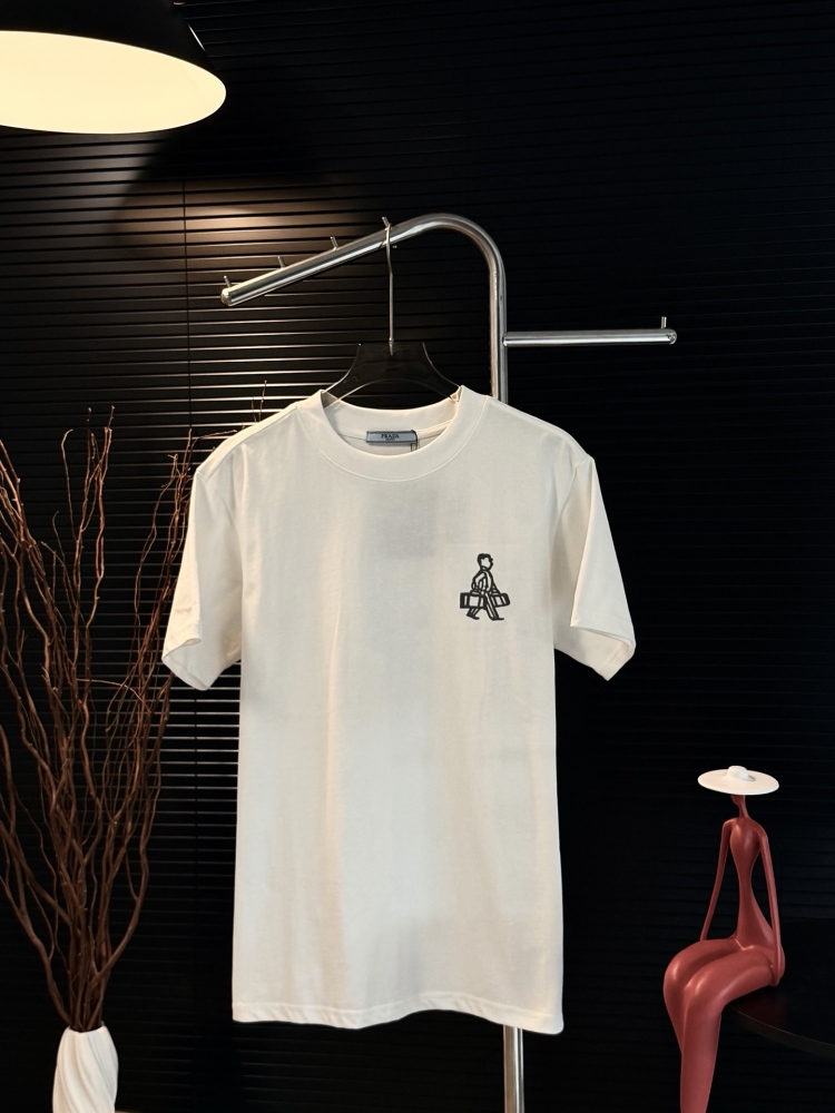 ФУТБОЛКИ Prada