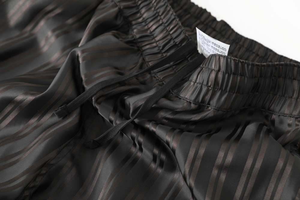 КУРТКИ Nike