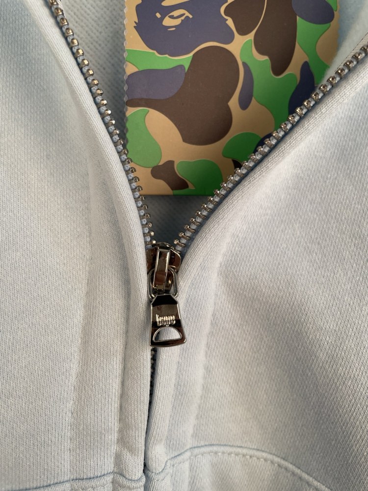 ХУДИ Bape