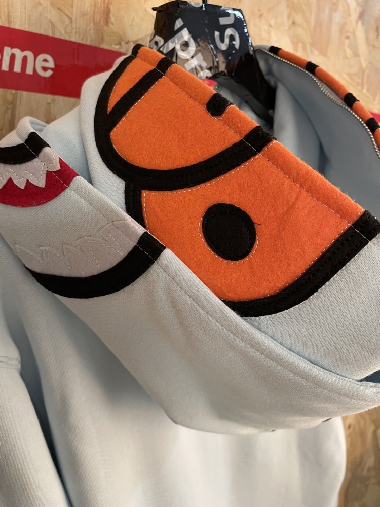 ХУДИ Bape