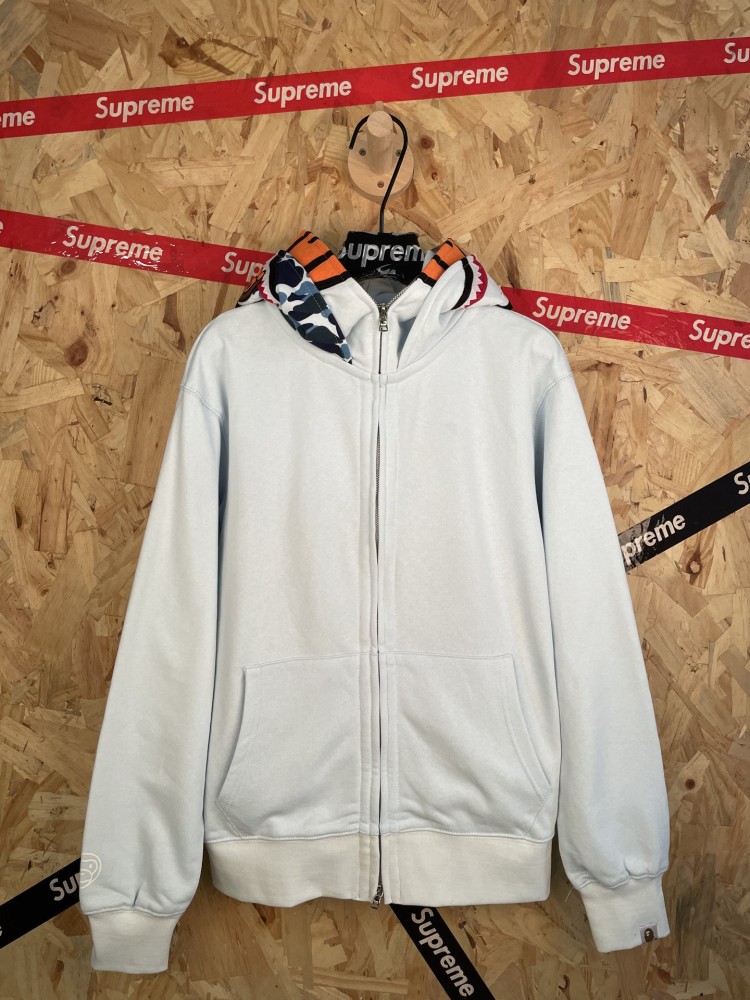 ХУДИ Bape