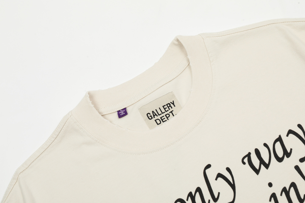 ФУТБОЛКИ Gallery Dept
