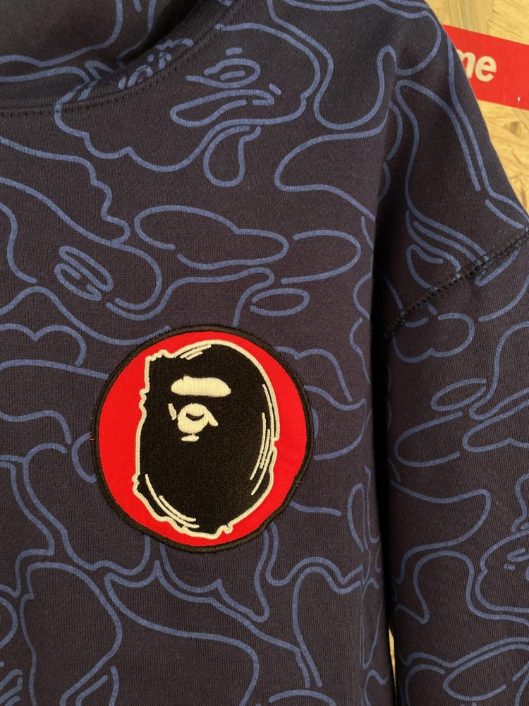 ХУДИ Bape