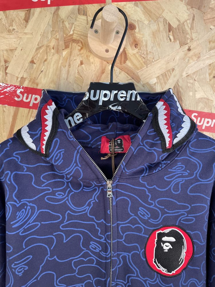 ХУДИ Bape