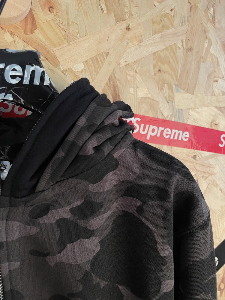 ХУДИ Bape