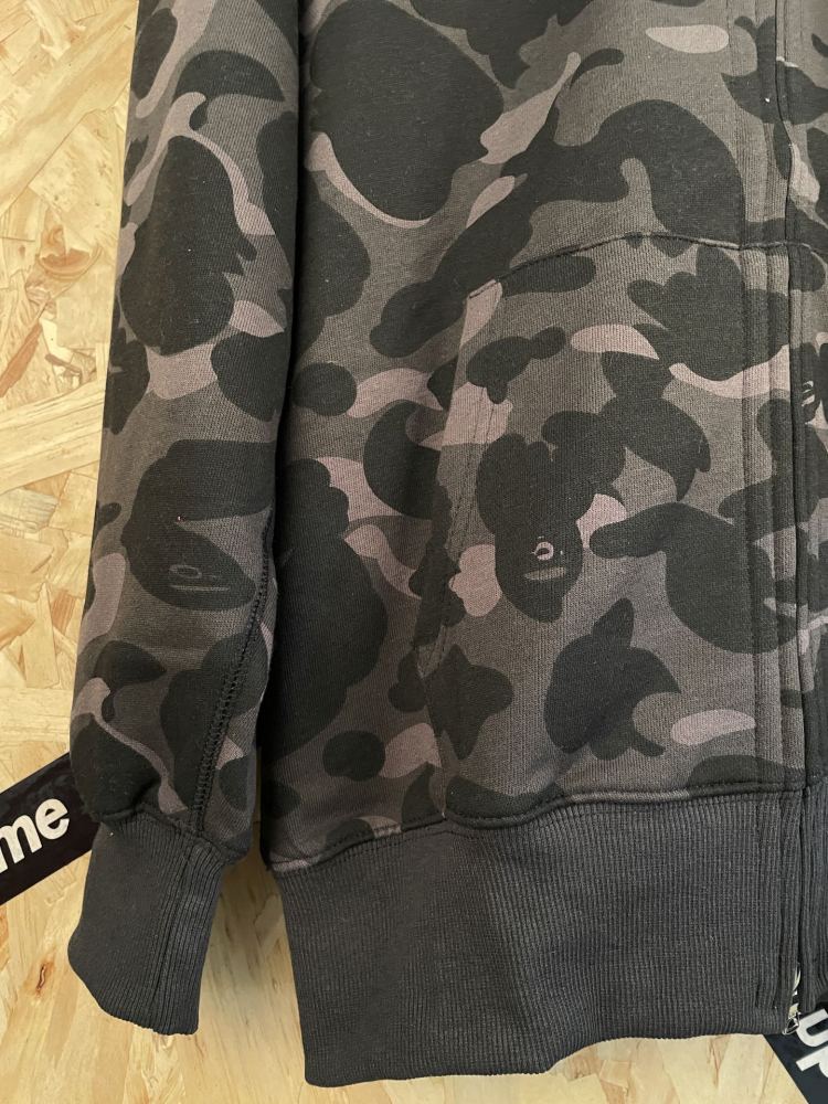 ХУДИ Bape