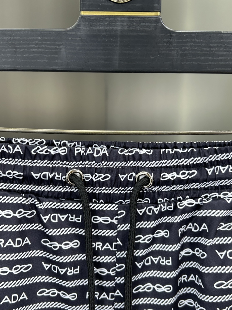 ШОРТЫ Prada