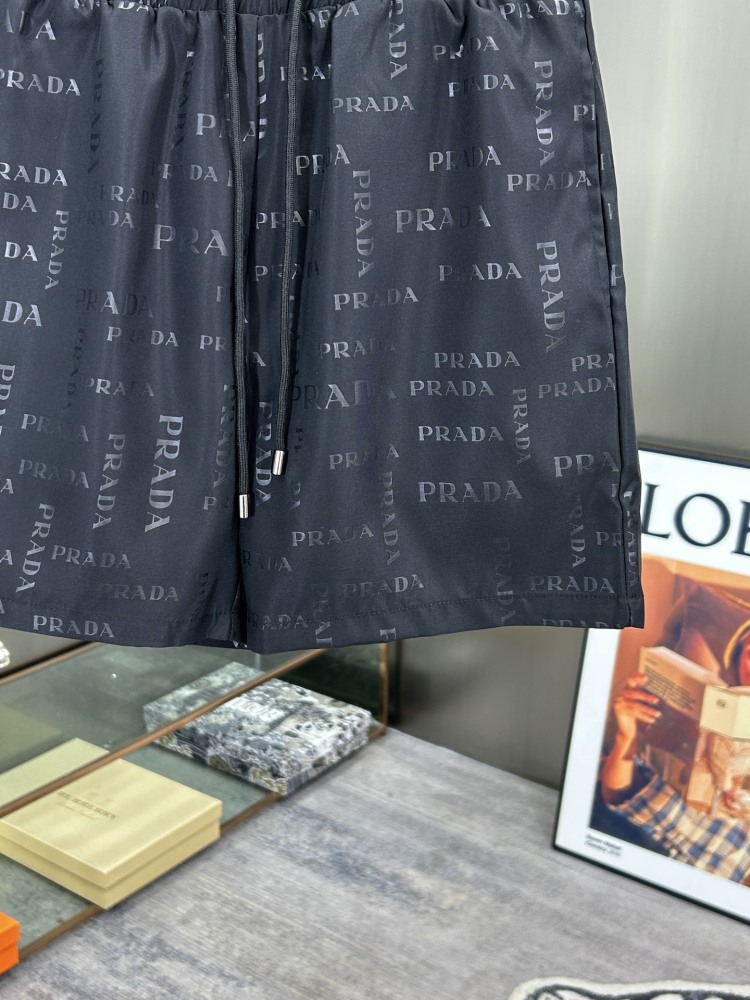 ШОРТЫ Prada