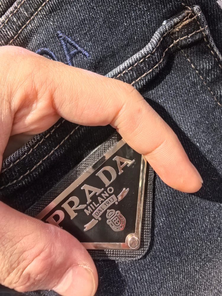 ШОРТЫ Prada