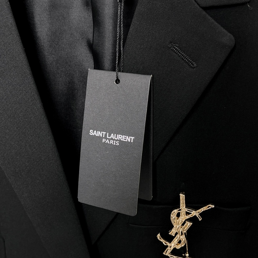КУРТКИ YSL