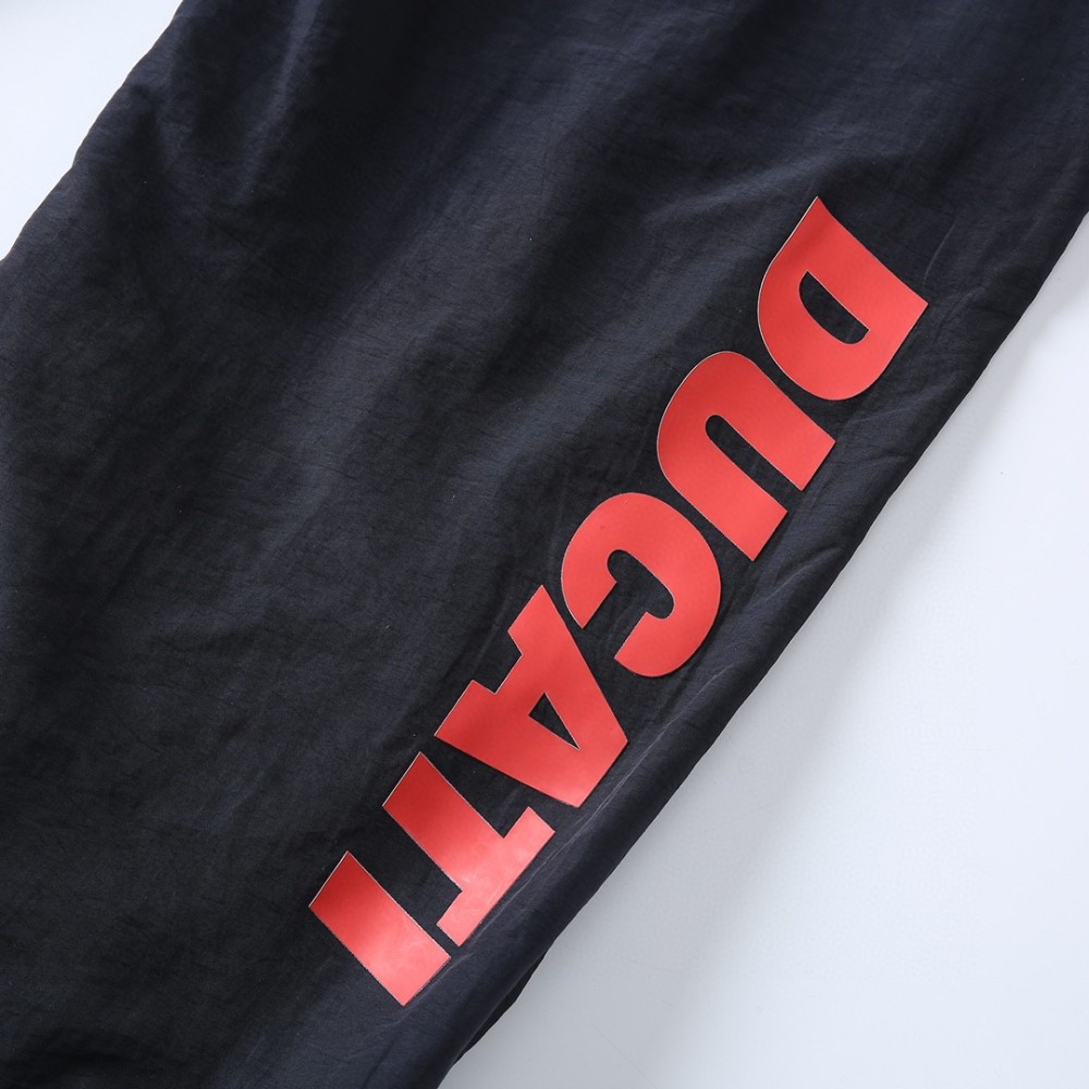 БРЮКИ Supreme