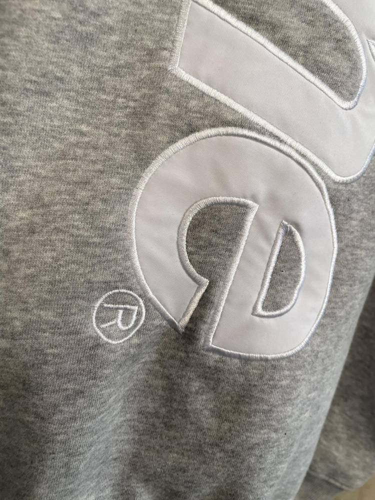 ХУДИ Supreme