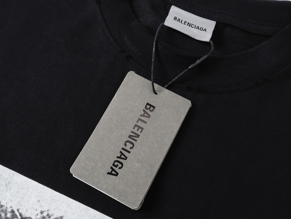 ФУТБОЛКИ Balenciaga
