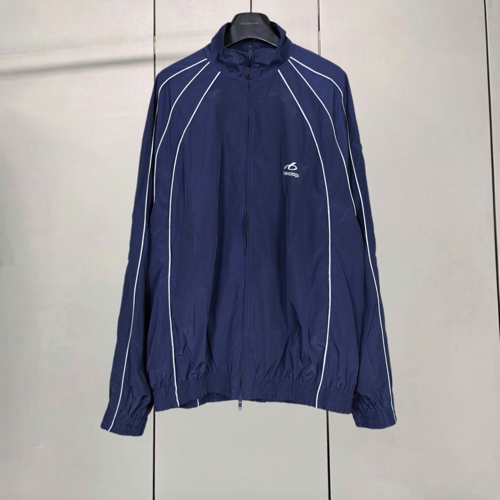 КУРТКИ Balenciaga
