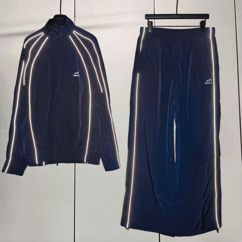 КУРТКИ Balenciaga