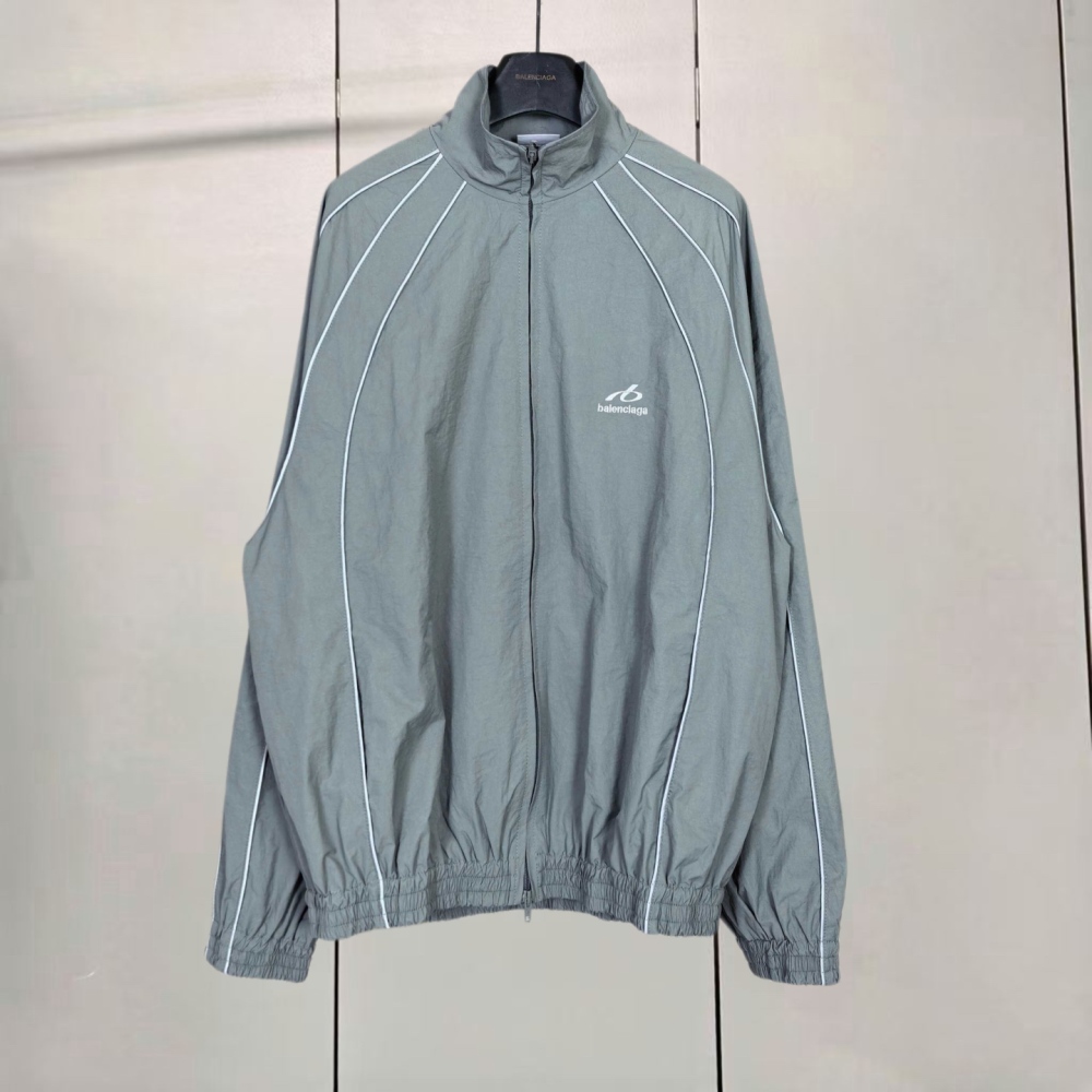 КУРТКИ Balenciaga