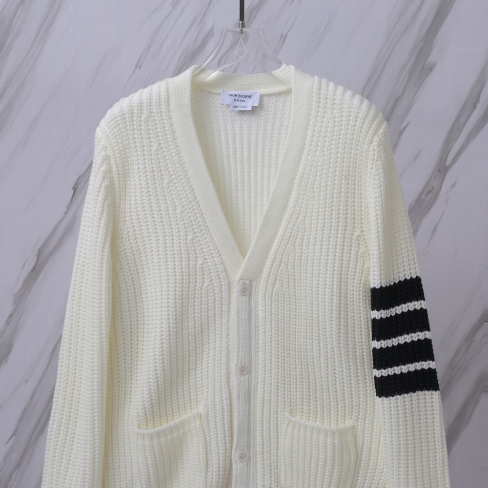 КУРТКИ  Thom Browne